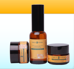 Косметика «Emilia Espera» для ухода за кожей вокруг глаз на основе босвеллии франк